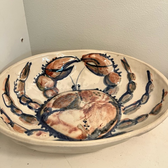 Handcrafted Ceramic Crab Bowl - Picture 1 of 1